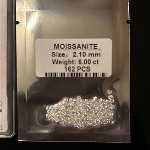 Moissanite Gemstones 2.10 mm. 6ct